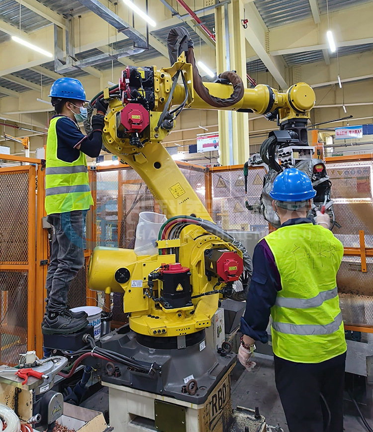 發那科機械臂R-2000iC 210F A05B-1333-B205保養 發那科機械臂R-2000iC 210F A05B-1333-B205保養